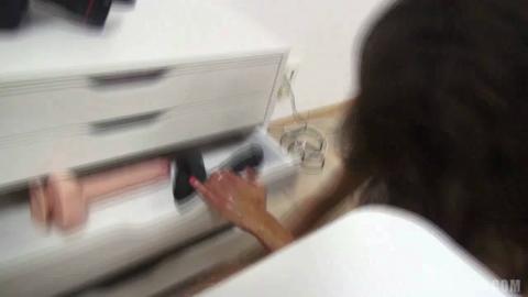30493